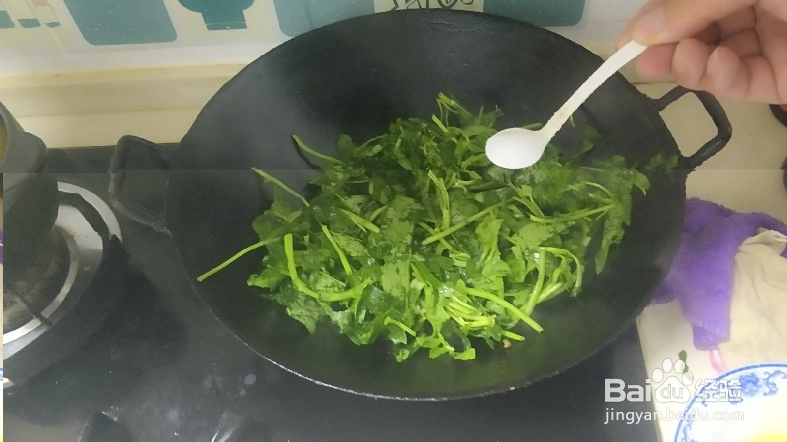 鸡油炒温菜的做法