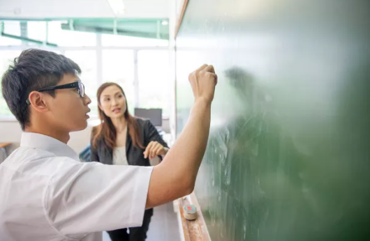 新学期对自己说一声加油的经典句子