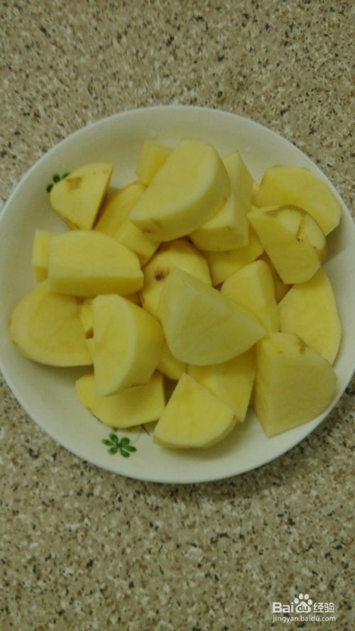 土豆炖排骨-家常菜