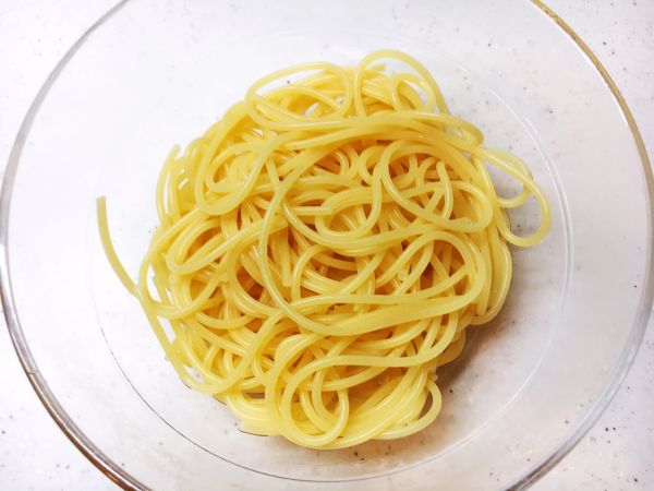 日式金枪鱼意面