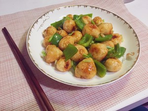 焦熘鱼丸的做法