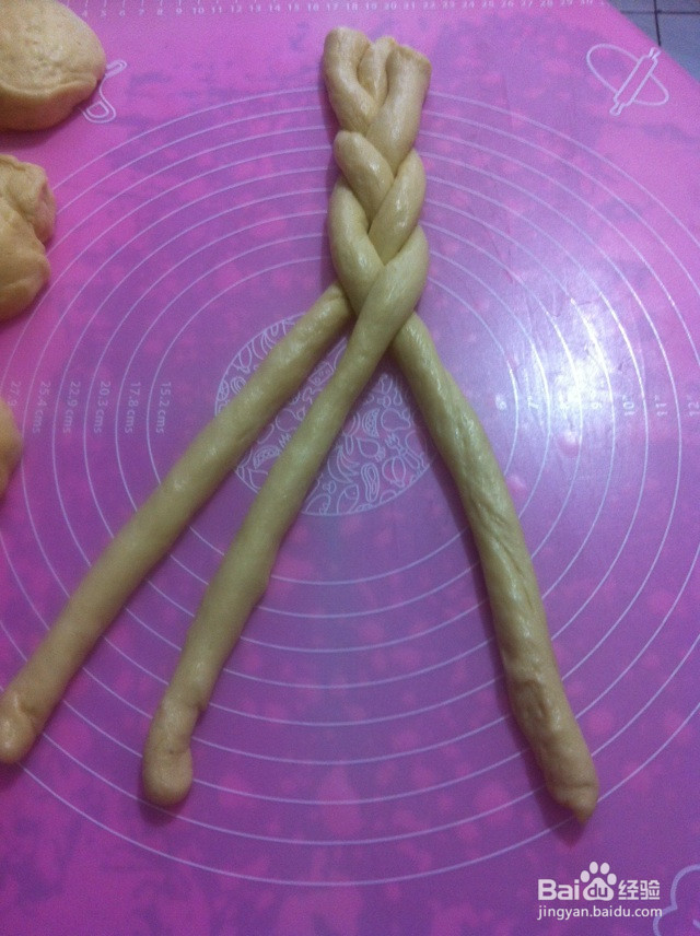 圣诞花环面包的做法