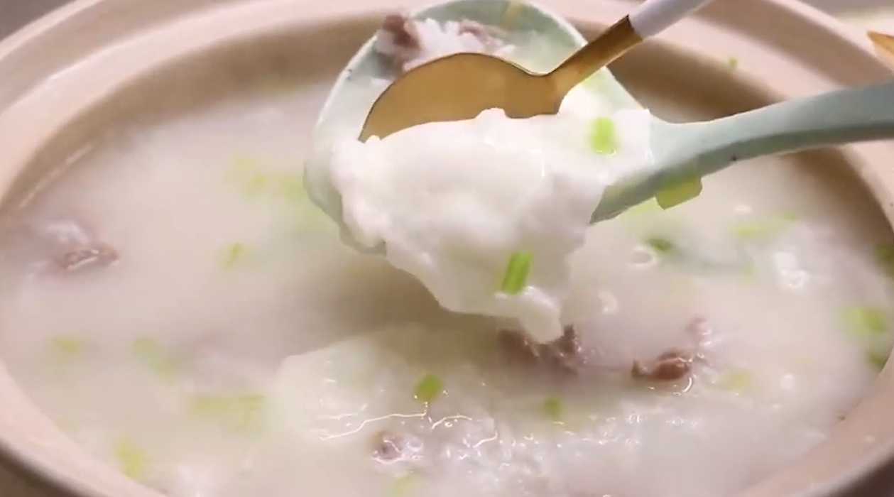 窝蛋牛肉粥怎么做