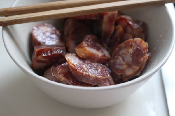 卷心菜香肠焖饭