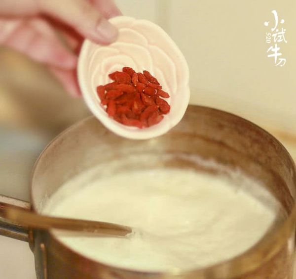 牛奶醪糟鸡蛋羹