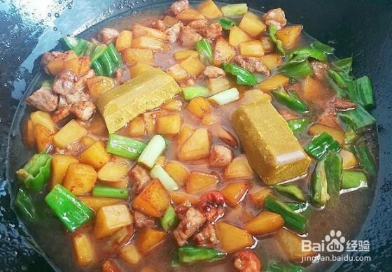 咖喱土豆盖浇饭