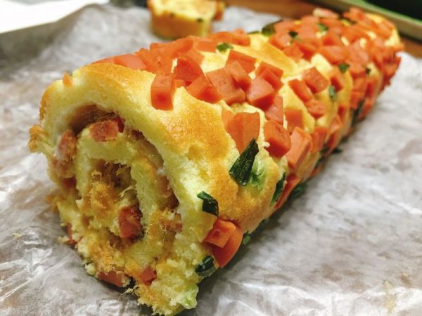 香葱火腿肉松蛋糕卷