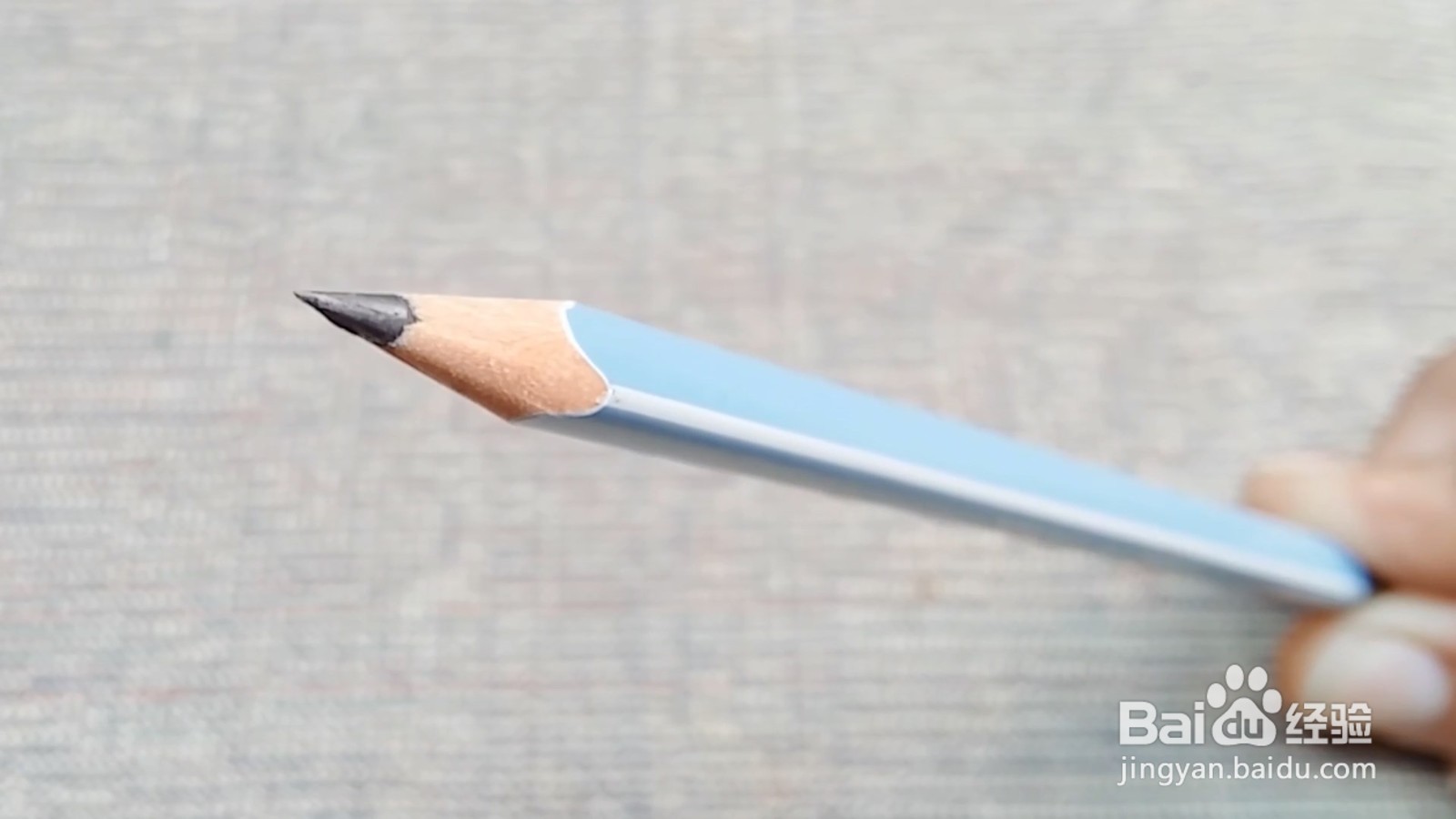 给铅笔配一个削笔刀，再也不用到处找它了