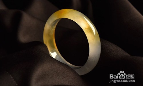 翡翠保养的方法与禁忌