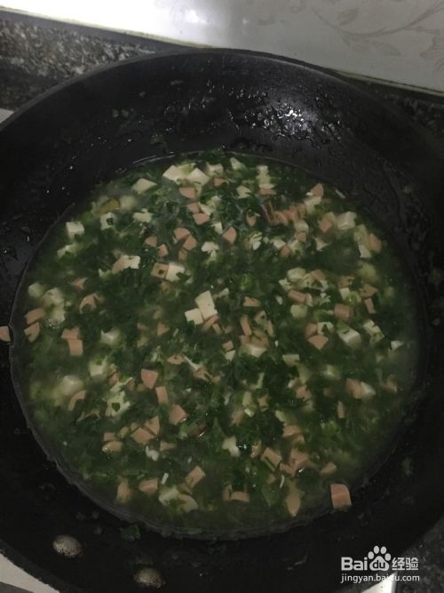 如何制作美味的蔬菜火腿豆腐羹