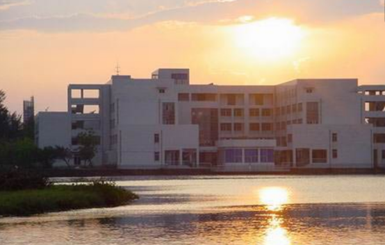 哪位亲知道海南大学9号教学楼具体位置呀
