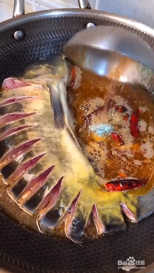 如何制作酱焖鱼#校园分享#