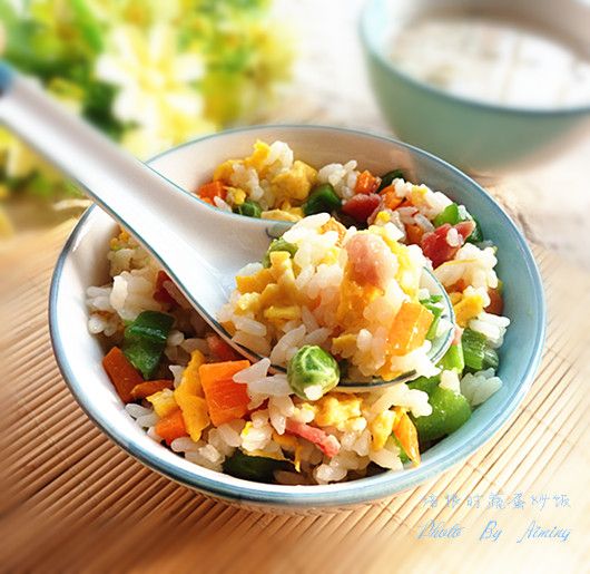 培根时蔬蛋炒饭