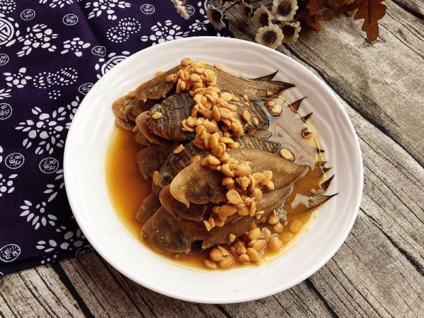 黄豆酱煮鞋底鱼