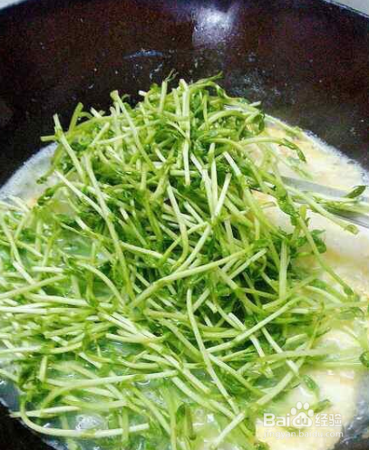 豆苗鸡蛋汤的做法
