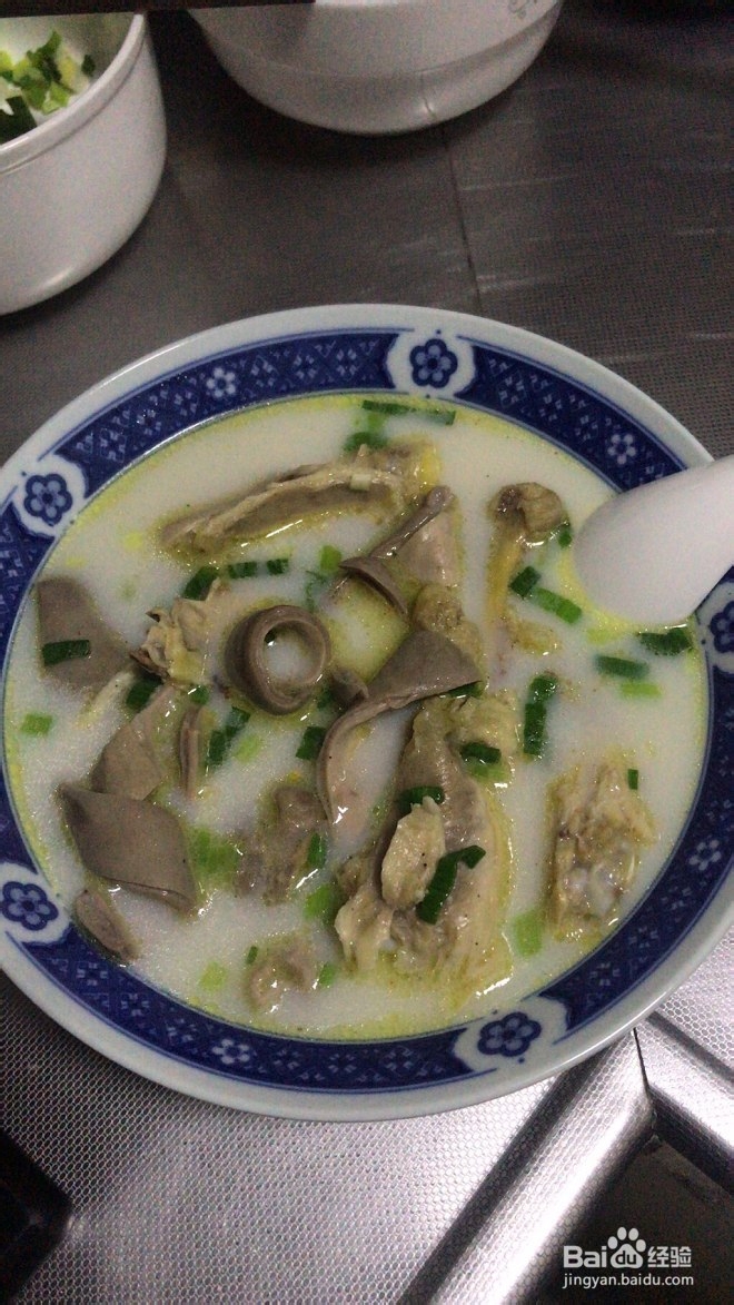 家常胡椒猪肚鸡汤