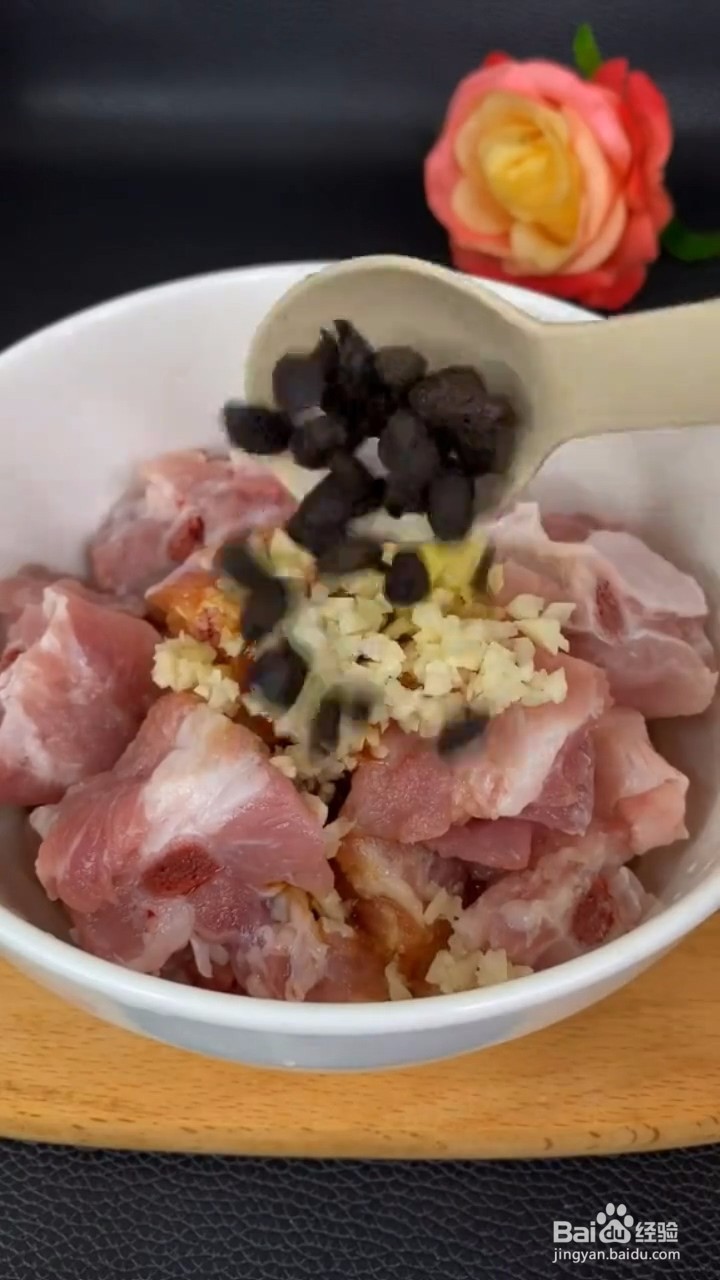 如何自制美味好吃的豆豉蒸排骨