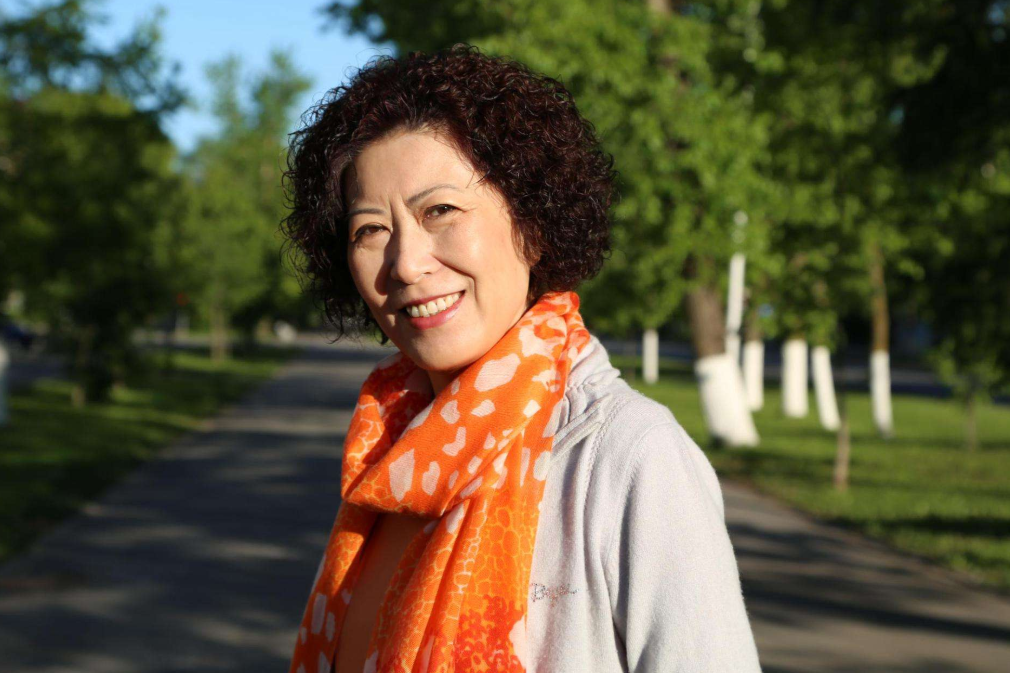 亲亲,我的妈妈,中弟弟离开海边小镇,后来到了什么地方