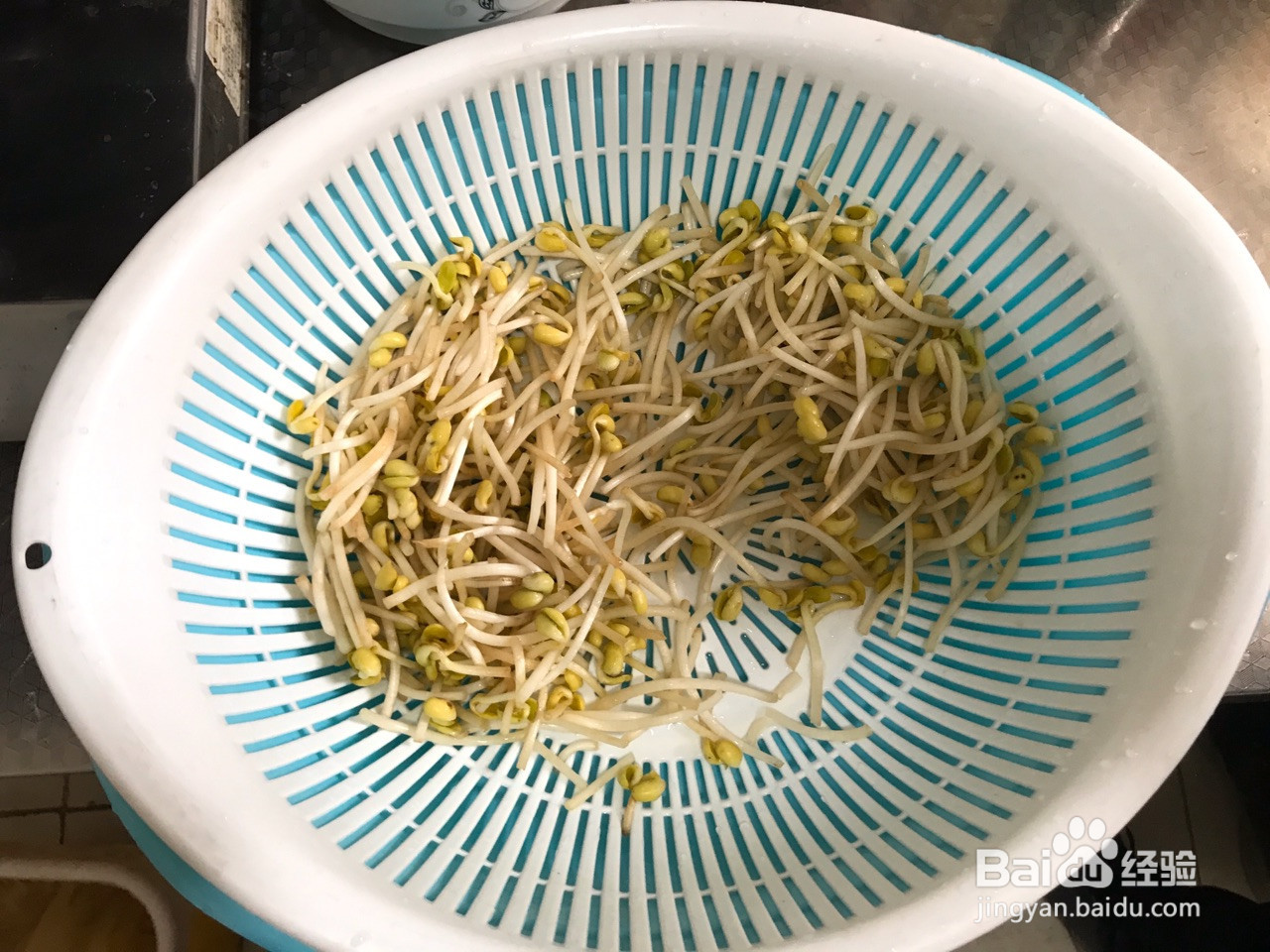 妈妈牌豆芽丸子汤的做法