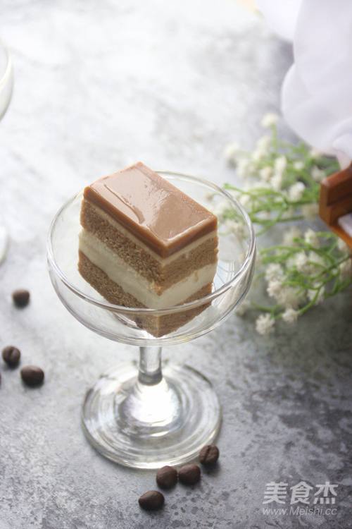 6寸方形酸奶咖啡慕斯