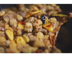 自制图物相符的酸菜牛肉面