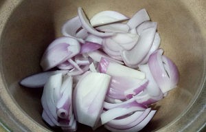 教你怎么做蒜香洋葱鸡翅