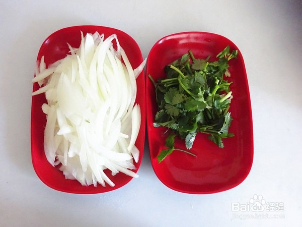 捞汁木耳的种方法