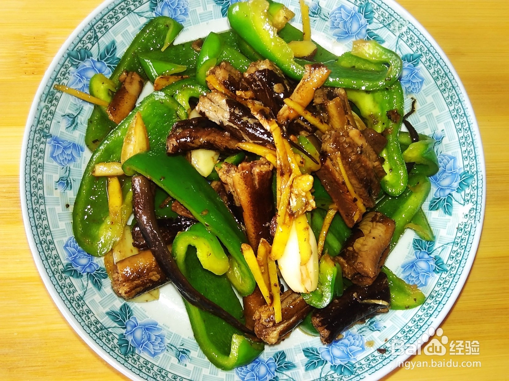浓香好吃的甜椒爆黄鳝的做法