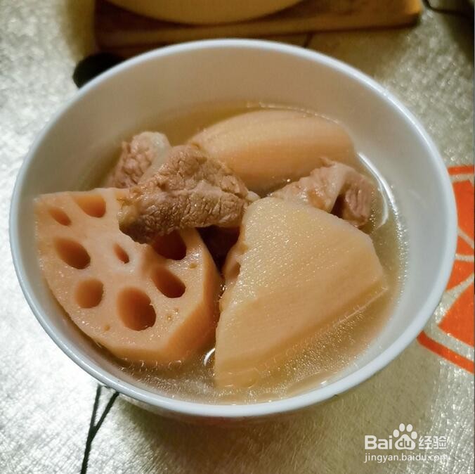 莲藕排骨汤怎么做？