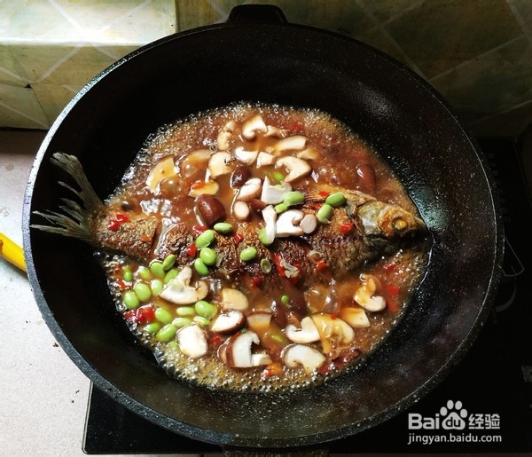 如何制作毛豆烧武昌鱼