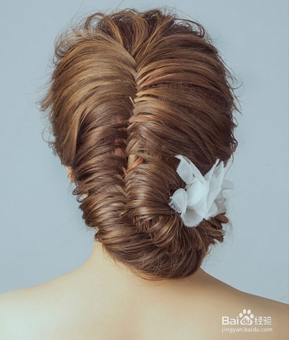 新锋打造森系鱼骨新娘美发造型