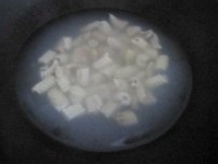 韭菜鱿鱼花的做法