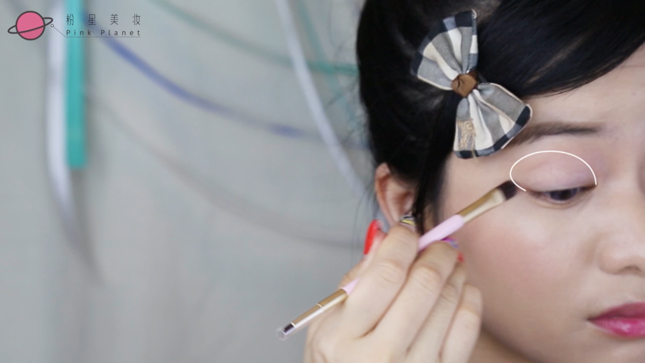 如何画棒球少女运动眼妆