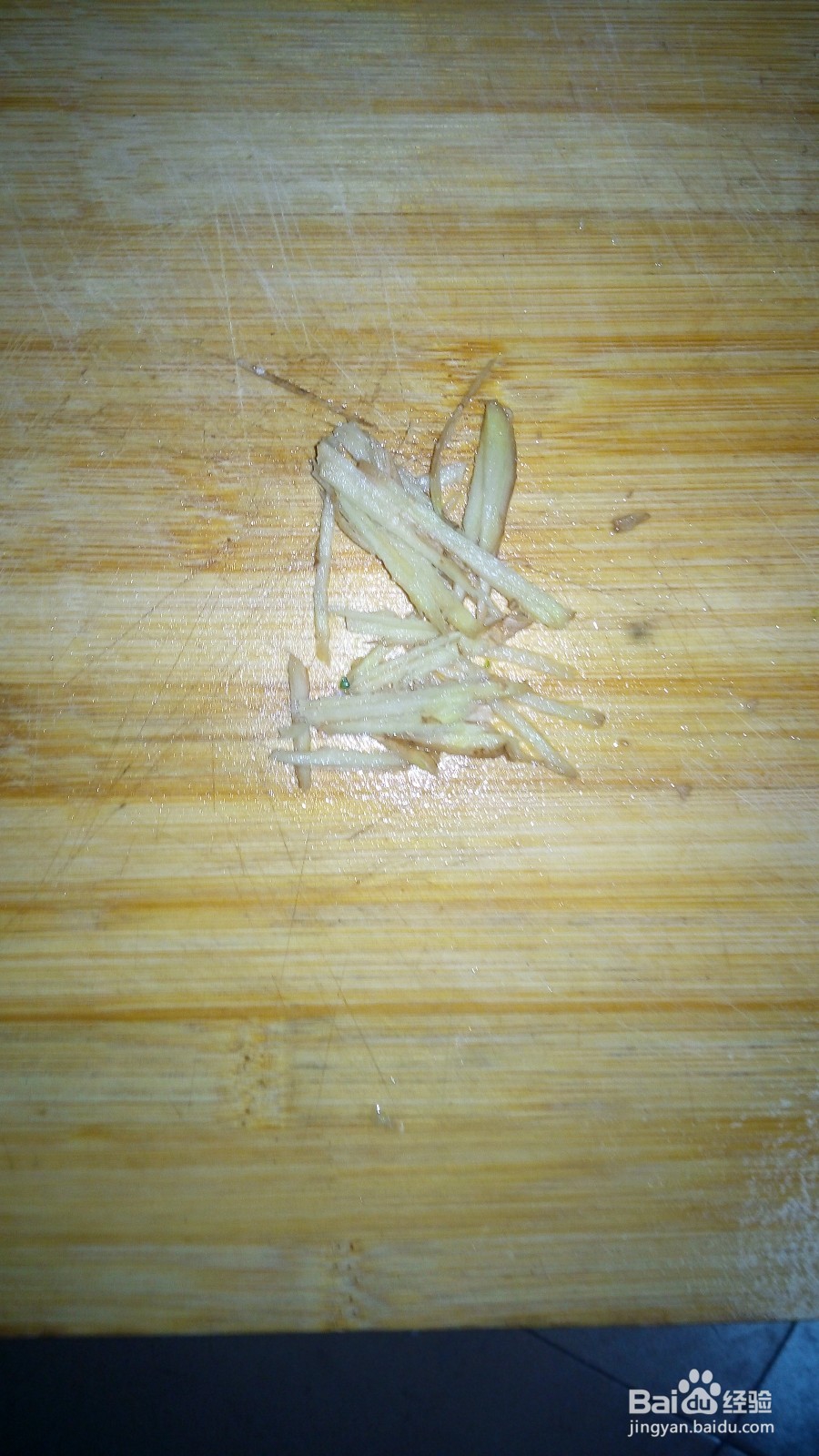 如何利用电饭煲煮鸡杂粉