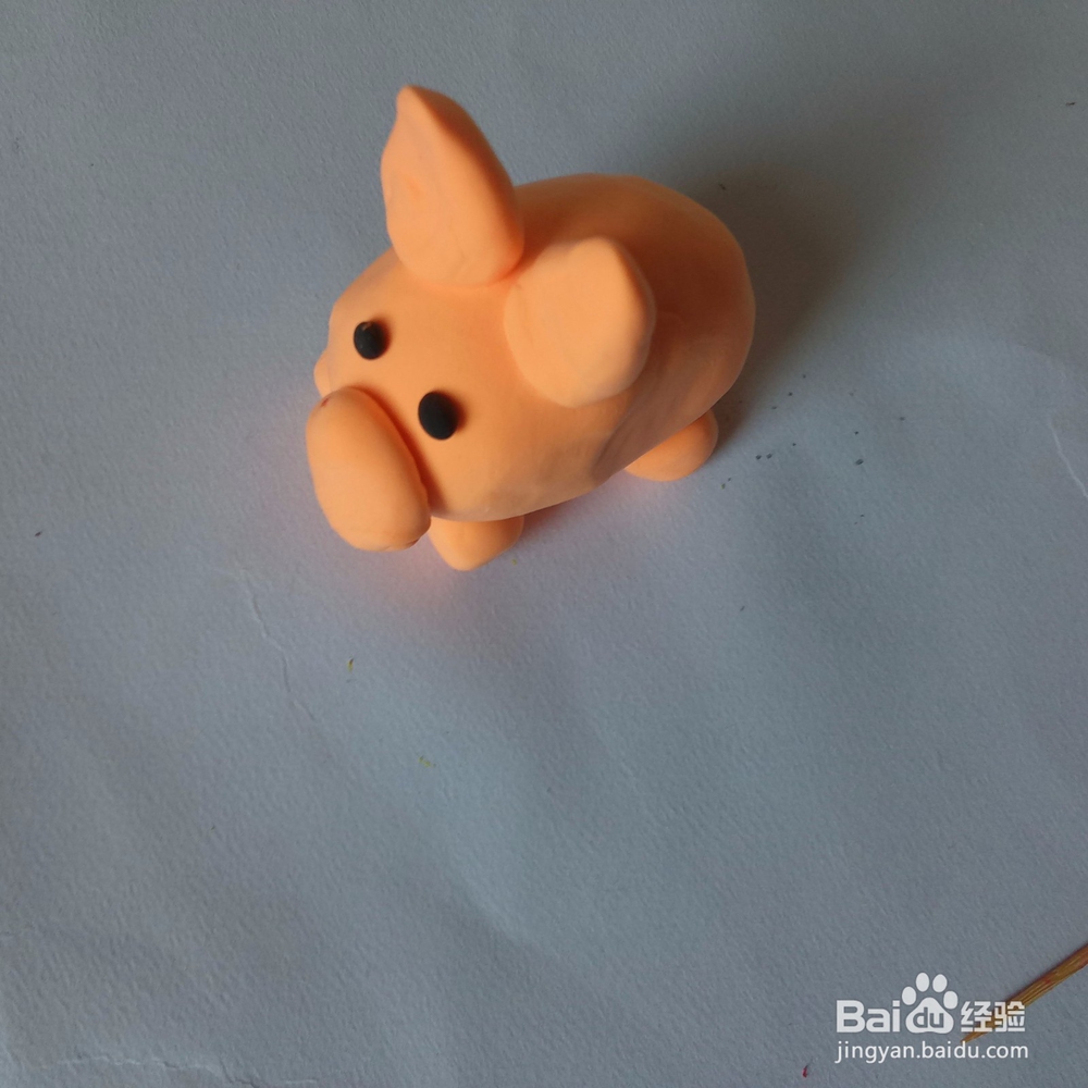 胖呼呼的小猪粘土制作