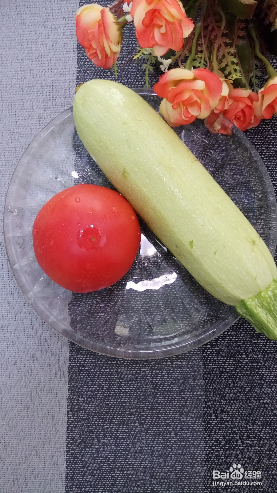 怎样做美味的西葫芦炒鸡蛋？
