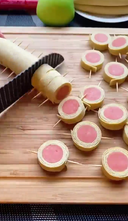 怎样做香肠豆皮卷