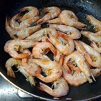 在家制作美味的胡椒虾