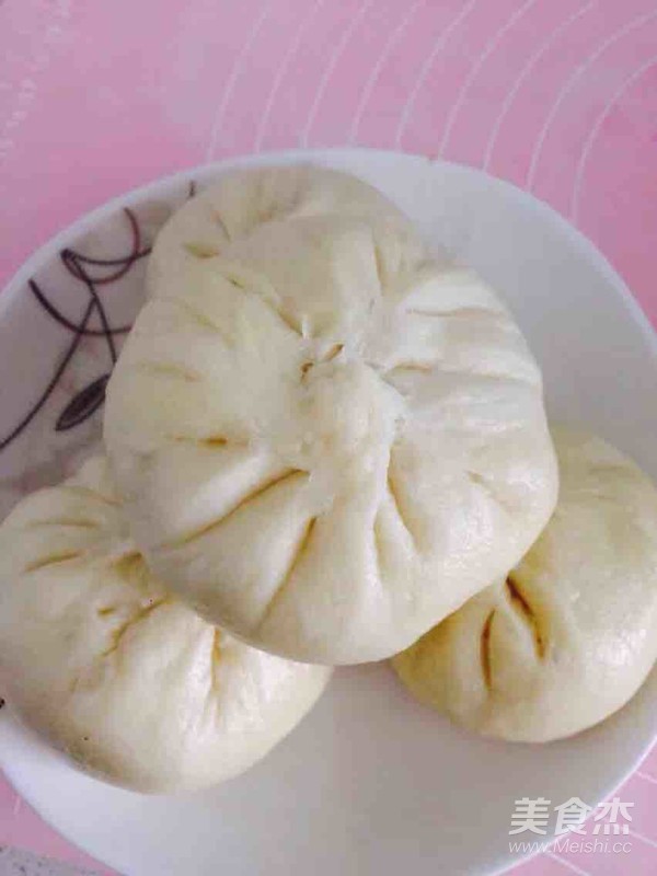 猪肉白菜粉丝包子