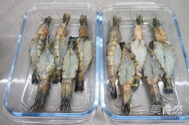 蒜茸开背虾的做法