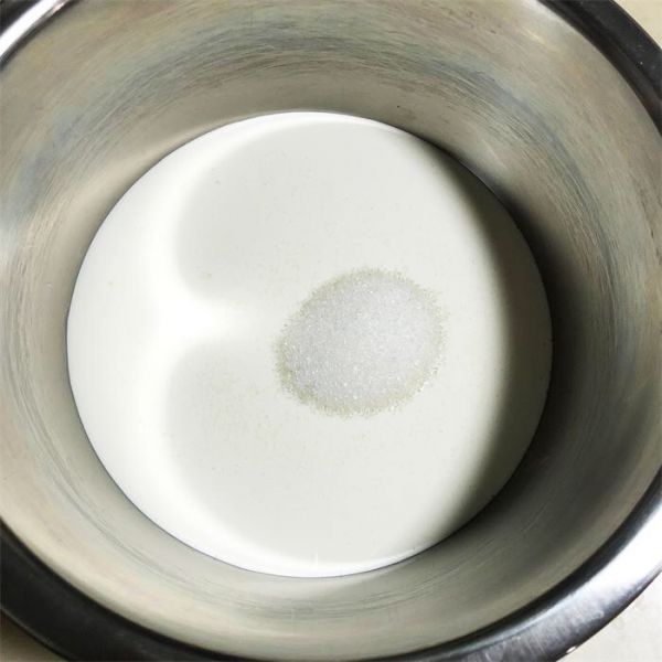 蜜豆奶茶慕斯蛋糕,香浓丝滑夏日甜心