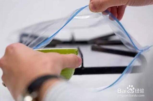 教你如何处理厨房油污?