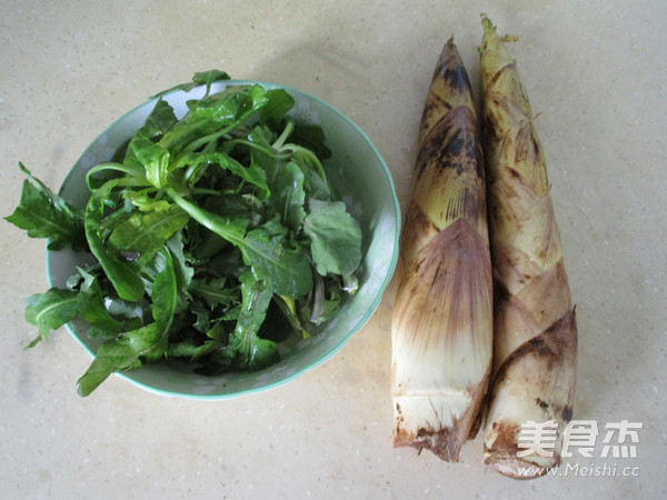 荠菜笋片干贝羹