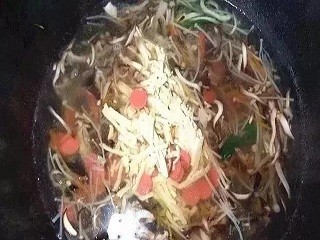 家常版酸辣汤怎么做？