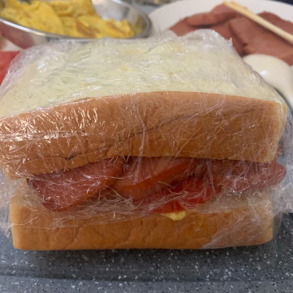 周一来份厚多士缓解周一综合症