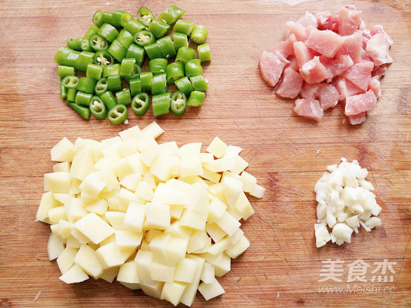 土豆肉丁的做法