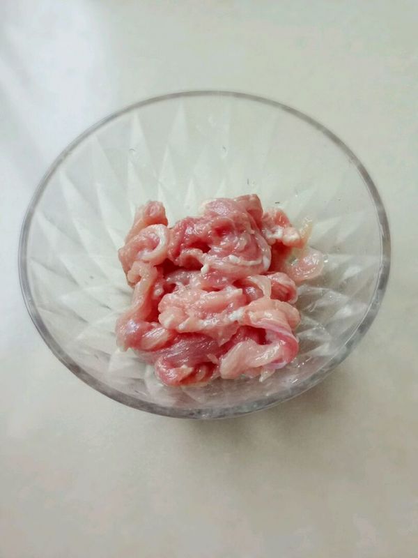 瘦肉鸡蛋干香菜羹