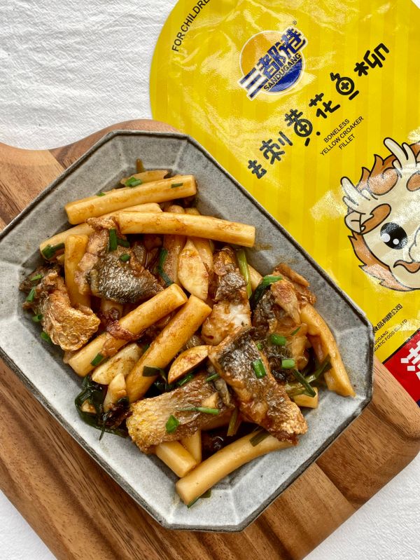 红烧黄花鱼柳焖年糕