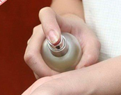 教你喷香水的正确方法