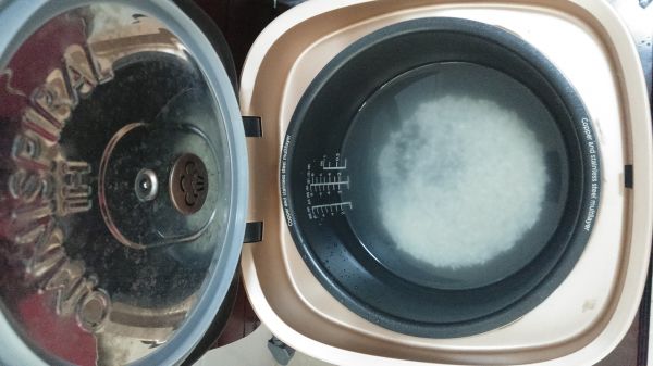 桂圆红枣养生粥